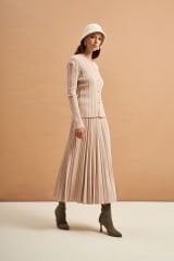 NUSS BEJ RENGİ ŞIK TAKIM